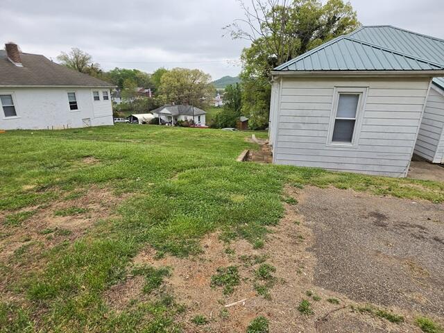 170 10th Street Fieldale, VA 24089 - Photo 13 of 37 a view of a house with a yard