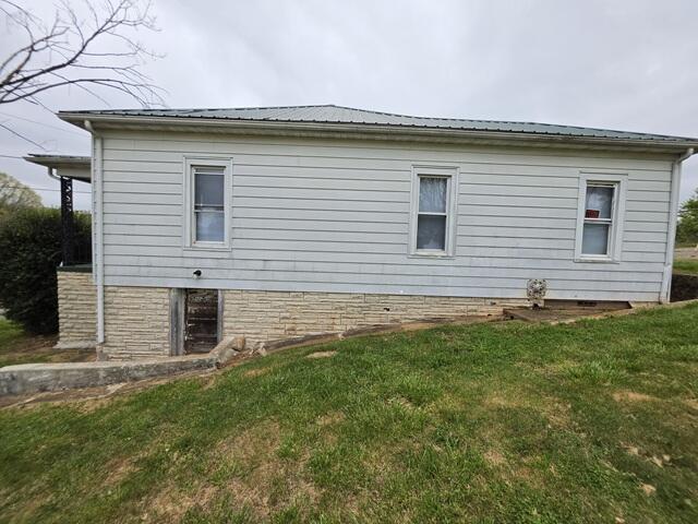 170 10th Street Fieldale, VA 24089 - Photo 15 of 37 a front view of a house with a yard