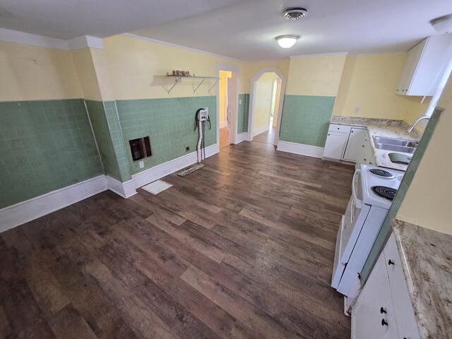 170 10th Street Fieldale, VA 24089 - Photo 27 of 37 a view of a kitchen with furniture and a fireplace