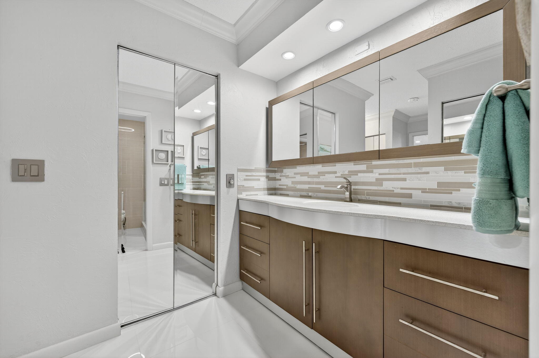 8450 Casa Del Lago, Unit J Boca Raton, FL 33433 - Photo 24 of 55 27-web-or-mls-DSC09438