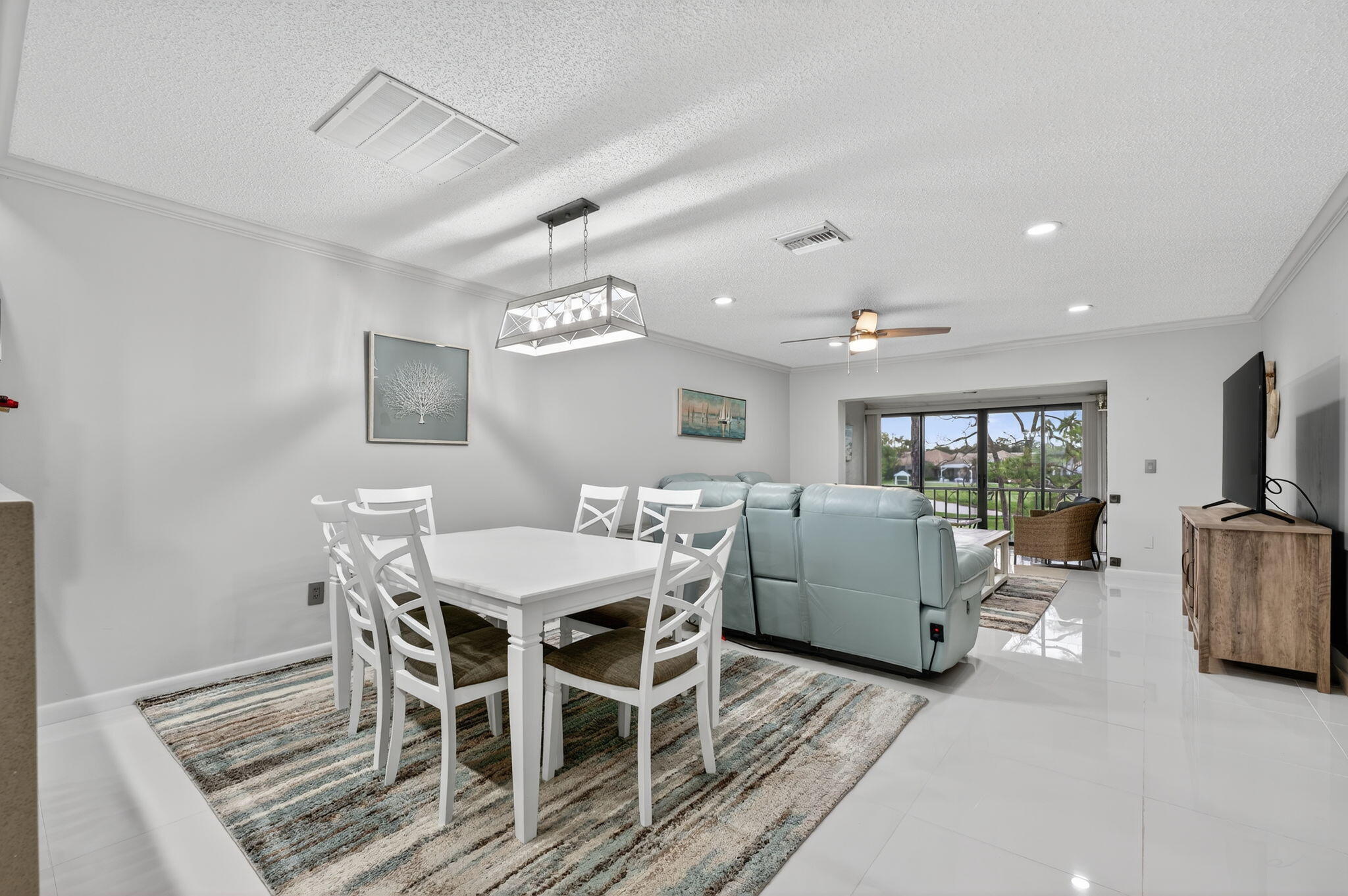 8450 Casa Del Lago, Unit J Boca Raton, FL 33433 - Photo 9 of 55 12-web-or-mls-DSC09353
