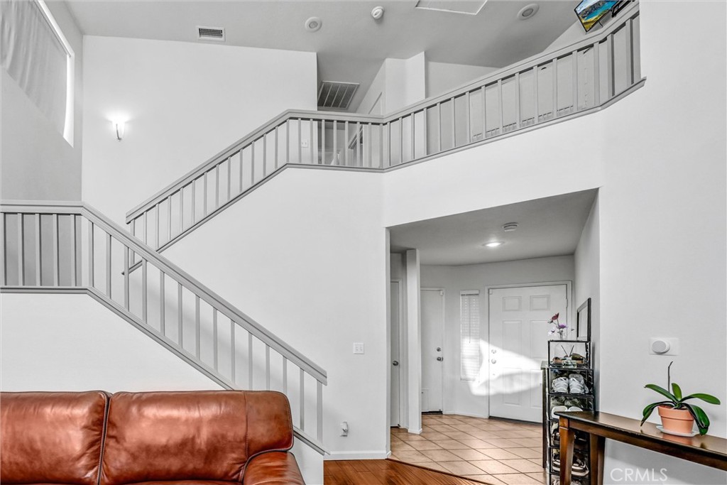 1744 Empty Saddle Road Simi Valley, CA 93063 - Photo 21 of 32