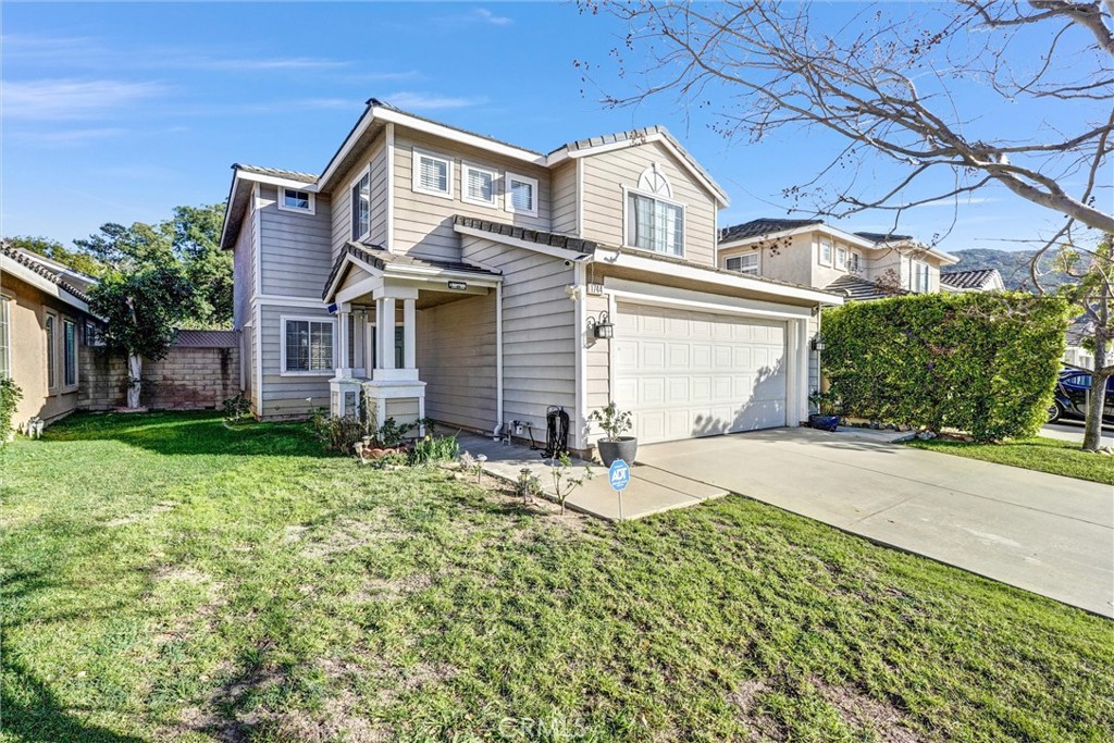 1744 Empty Saddle Road Simi Valley, CA 93063 - Photo 3 of 32