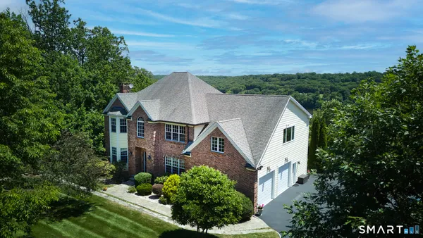 $1,159,000 | 4 Nature Lane, Shelton, CT 06484