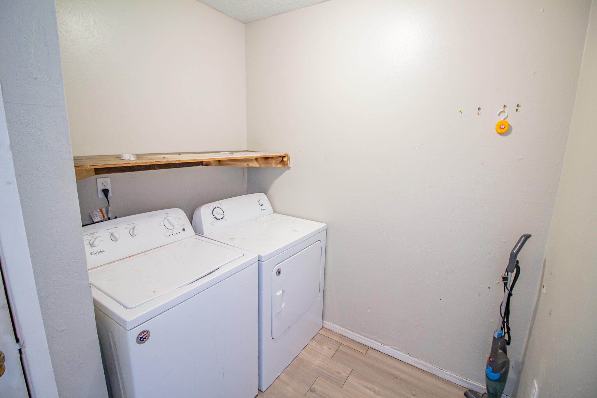 1903 71st Street Lubbock, TX 79412 - Photo 19 of 23 a utility room with dryer and washer