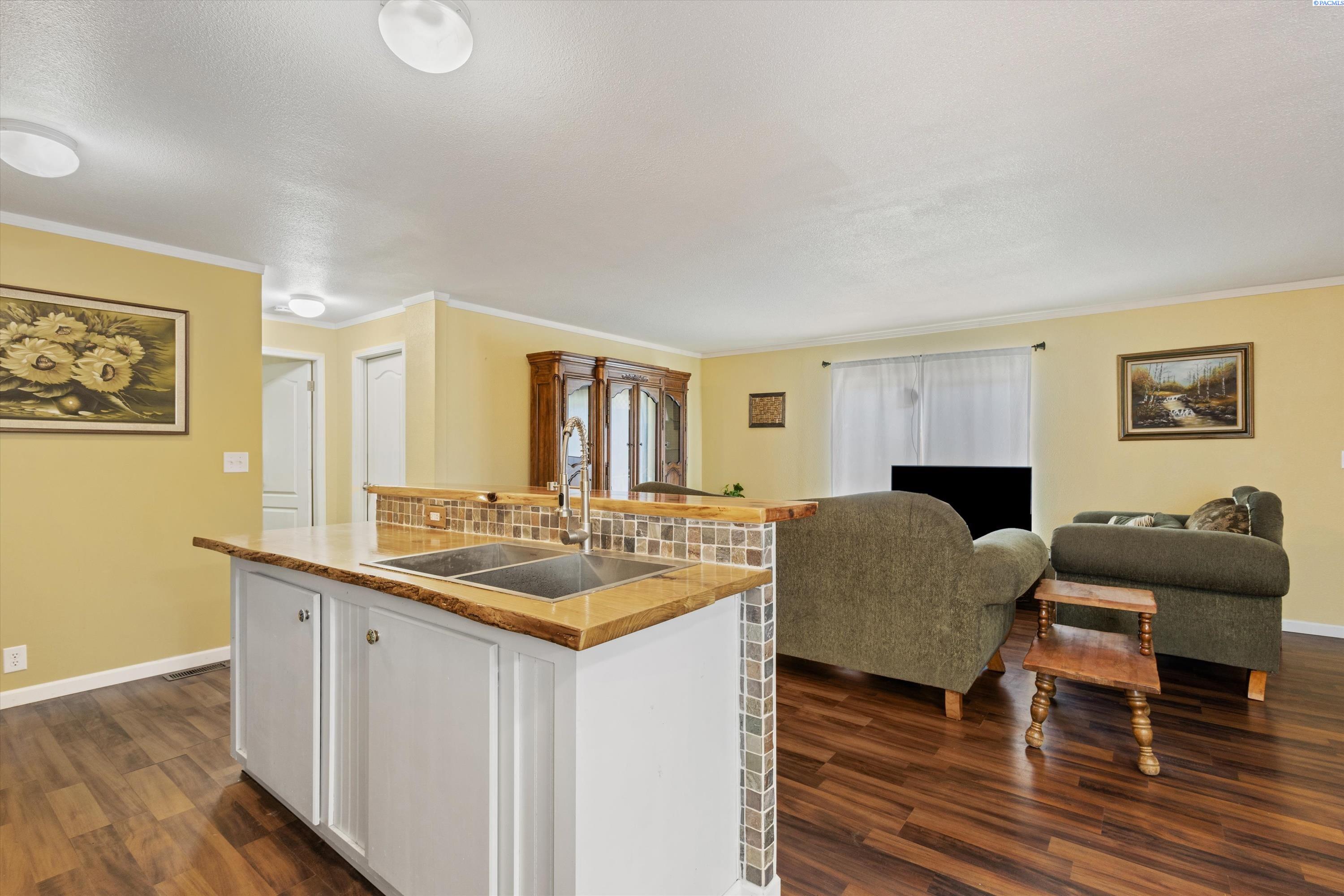 200802 East Game Farm Road, Unit 222 Kennewick, WA 99337 - Photo 4 of 15 Gallery Image 4