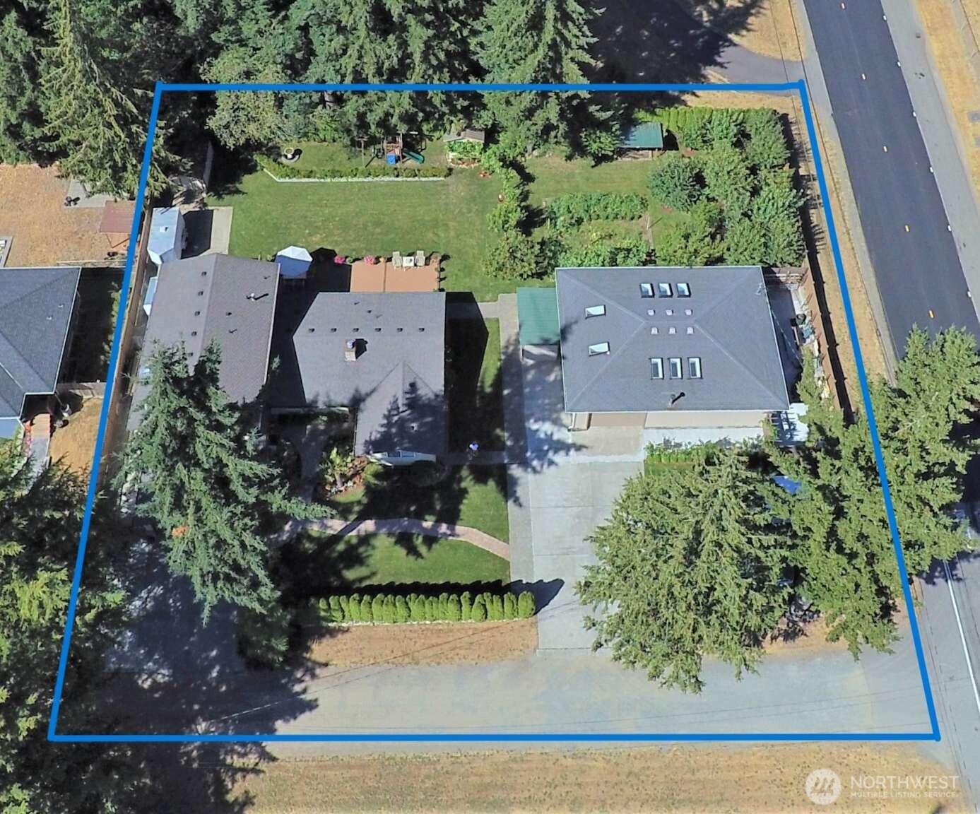 11858 Southeast 236th Street Kent, WA 98031 - Photo 1 of 40