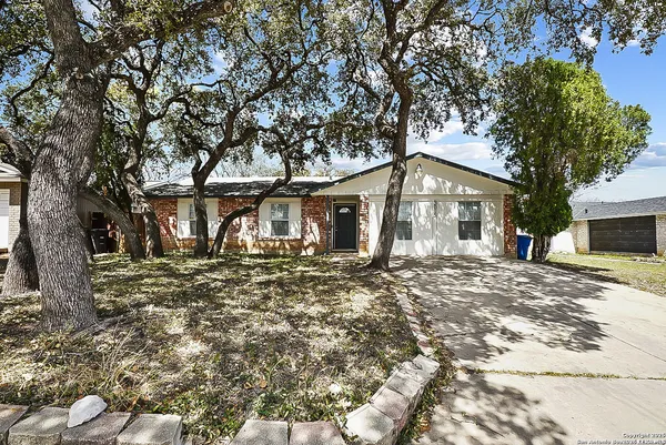 $1,850 | 3815 Pipers Crest Street, San Antonio, TX 78251