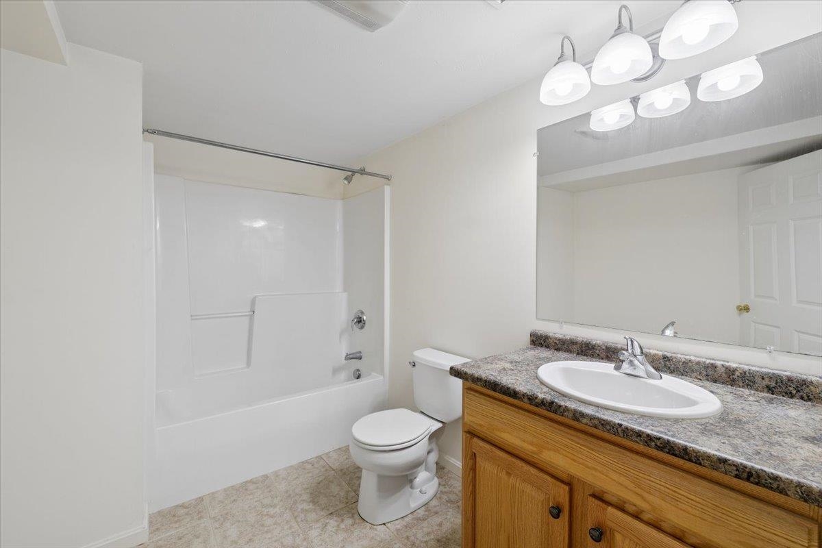 48 Brookview Road Windham, NH 03087 - Photo 27 of 60