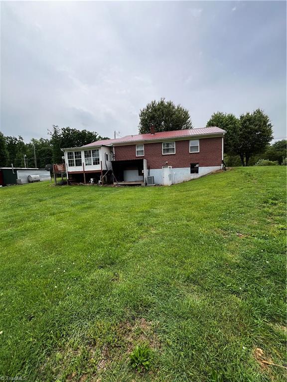 2463 Mountain View Loop Stuart, VA 24171 - Photo 13 of 30