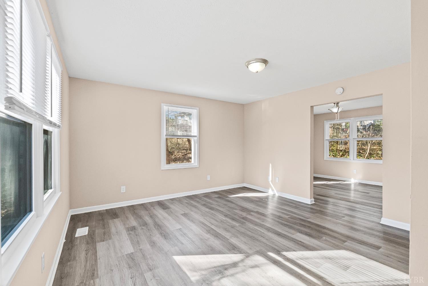 128 Walnut Street Amherst, VA 24521 - Photo 16 of 35