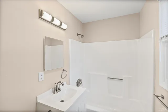 $244,900 | 128 Walnut Street, Amherst, VA 24521