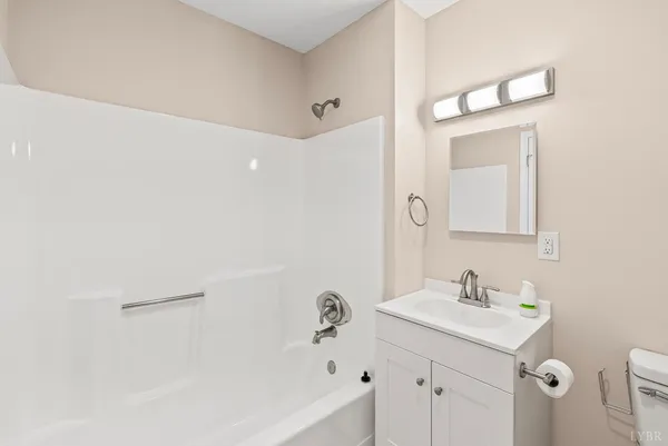 $239,900 | 128 Walnut Street, Amherst, VA 24521