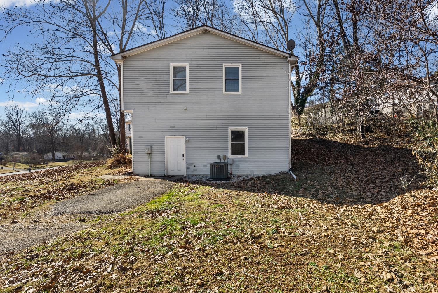 128 Walnut Street Amherst, VA 24521 - Photo 27 of 35