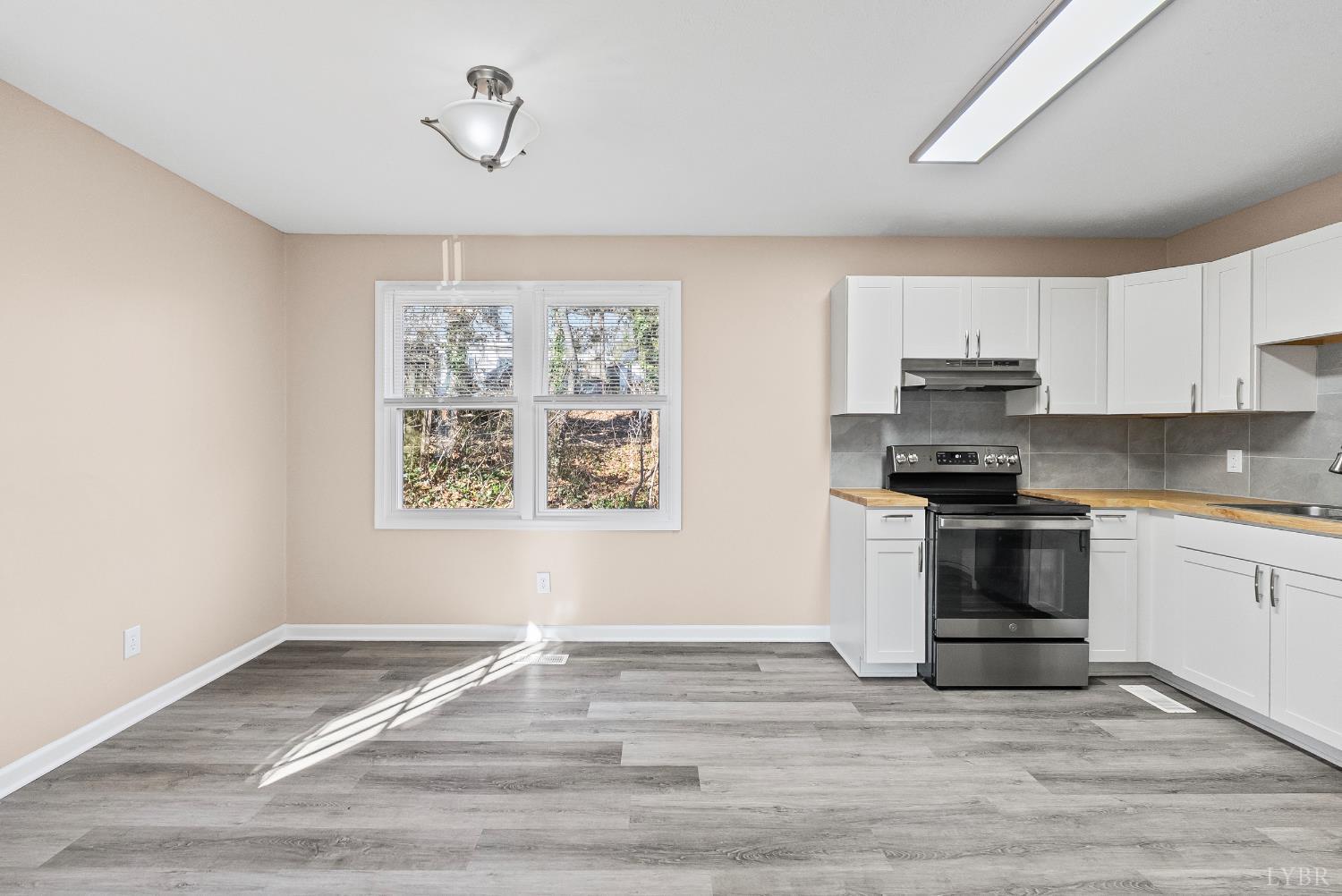 128 Walnut Street Amherst, VA 24521 - Photo 4 of 35