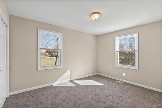 $244,900 | 128 Walnut Street, Amherst, VA 24521