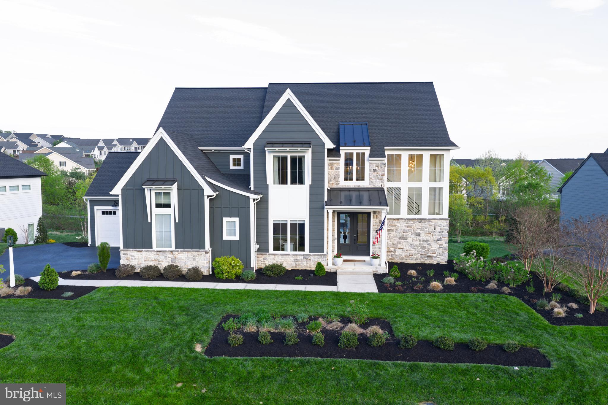 1016 Valley Crossing Drive Lititz, PA 17543 - Photo 1 of 85 Gallery Image 1