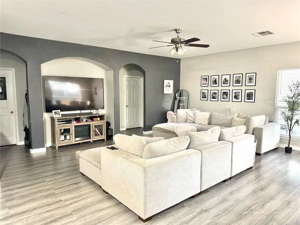 $1,950 | 3227 This Way, Houston, TX 77339