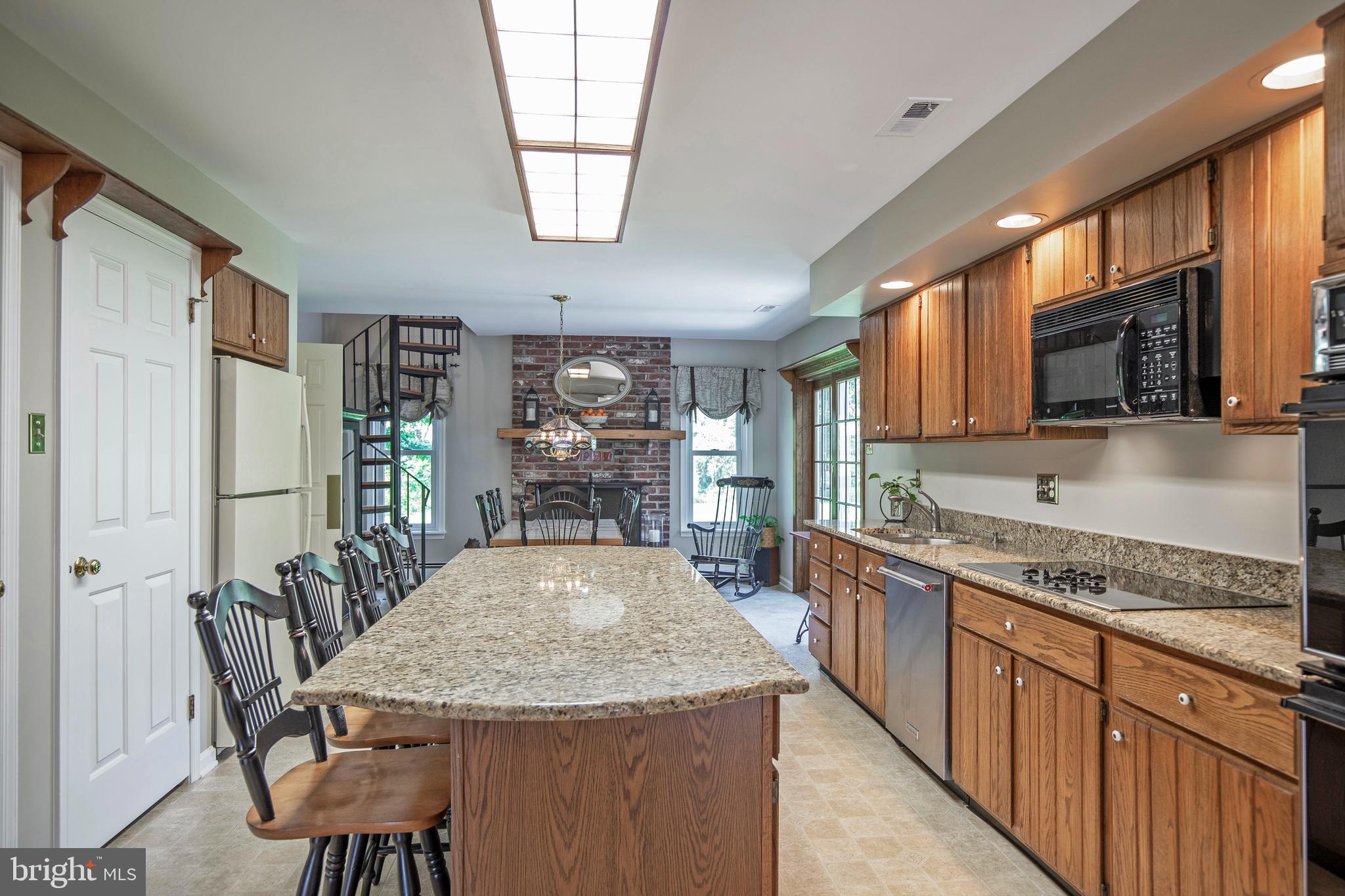 2591 Furlong Road Doylestown, PA 18902 - Photo 10 of 61