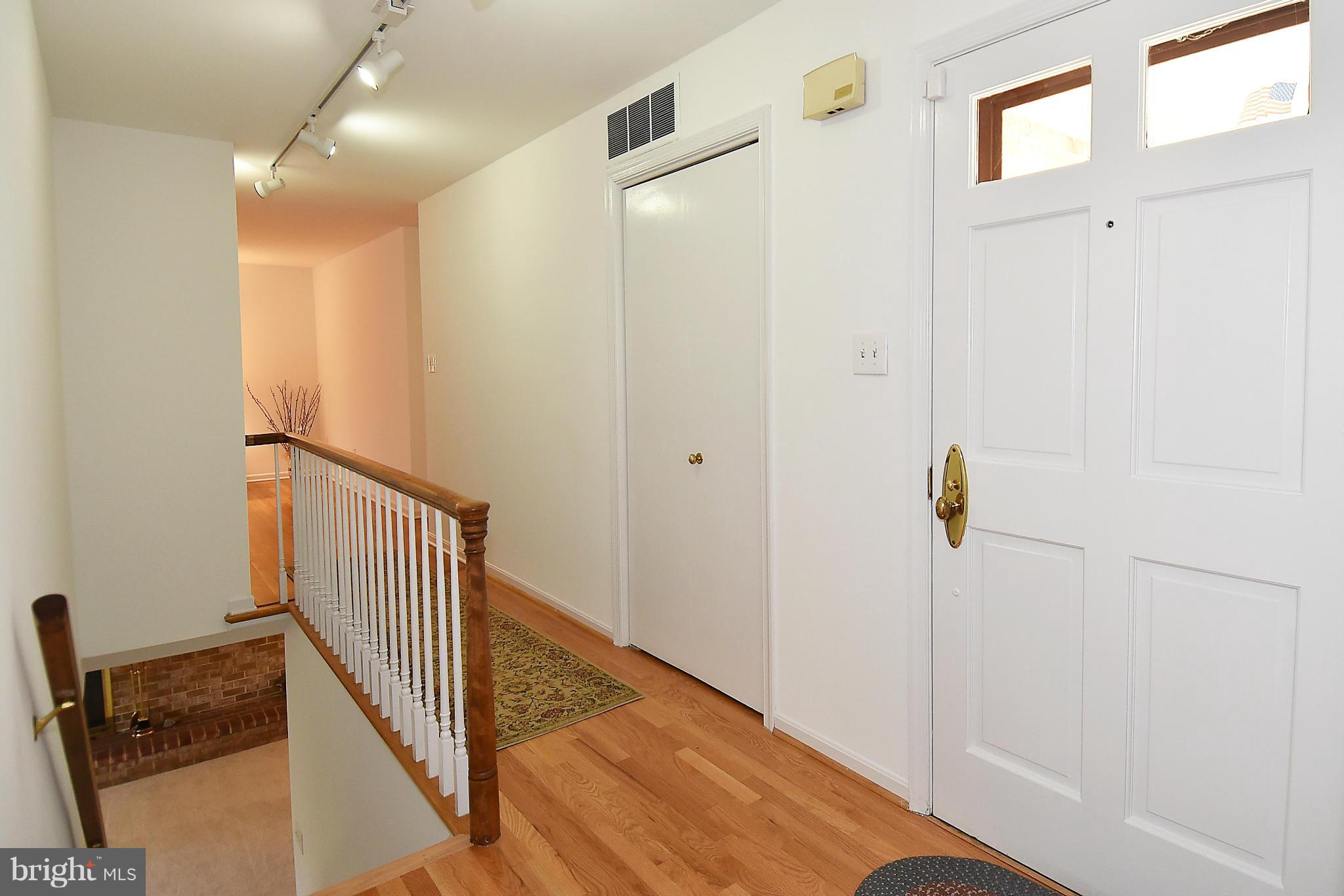 6814 Field Master Drive Springfield, VA 22153 - Photo 12 of 29 Hall