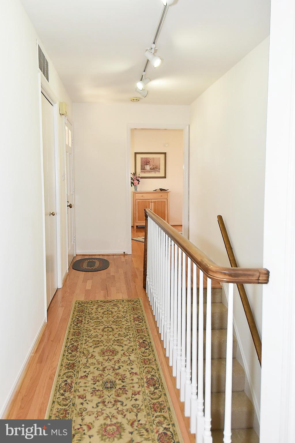 6814 Field Master Drive Springfield, VA 22153 - Photo 13 of 29 Hall