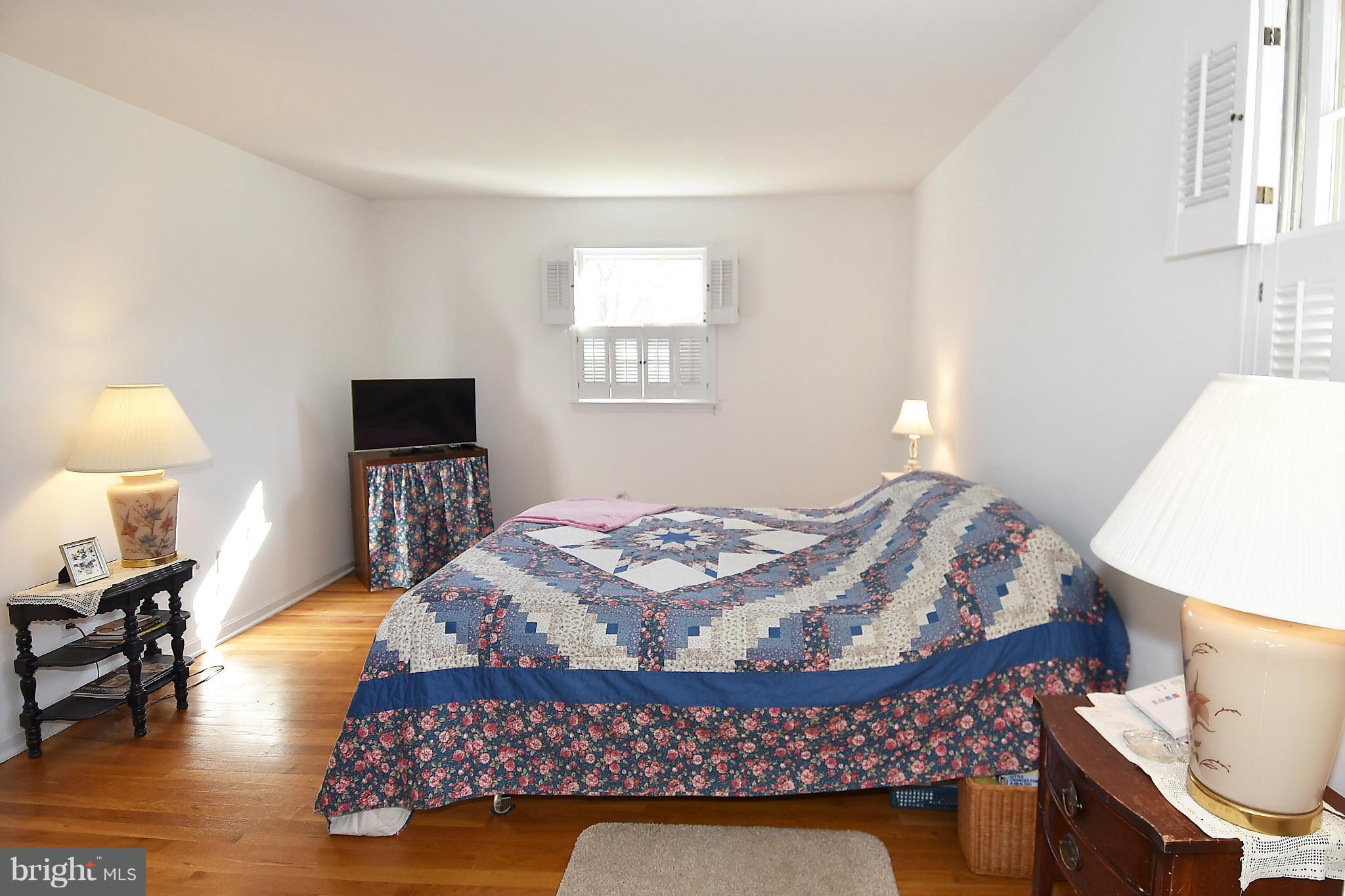 6814 Field Master Drive Springfield, VA 22153 - Photo 16 of 29 Bedroom