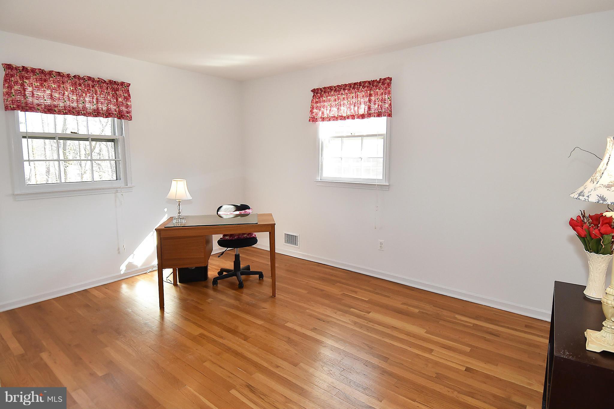 6814 Field Master Drive Springfield, VA 22153 - Photo 18 of 29 Bedroom
