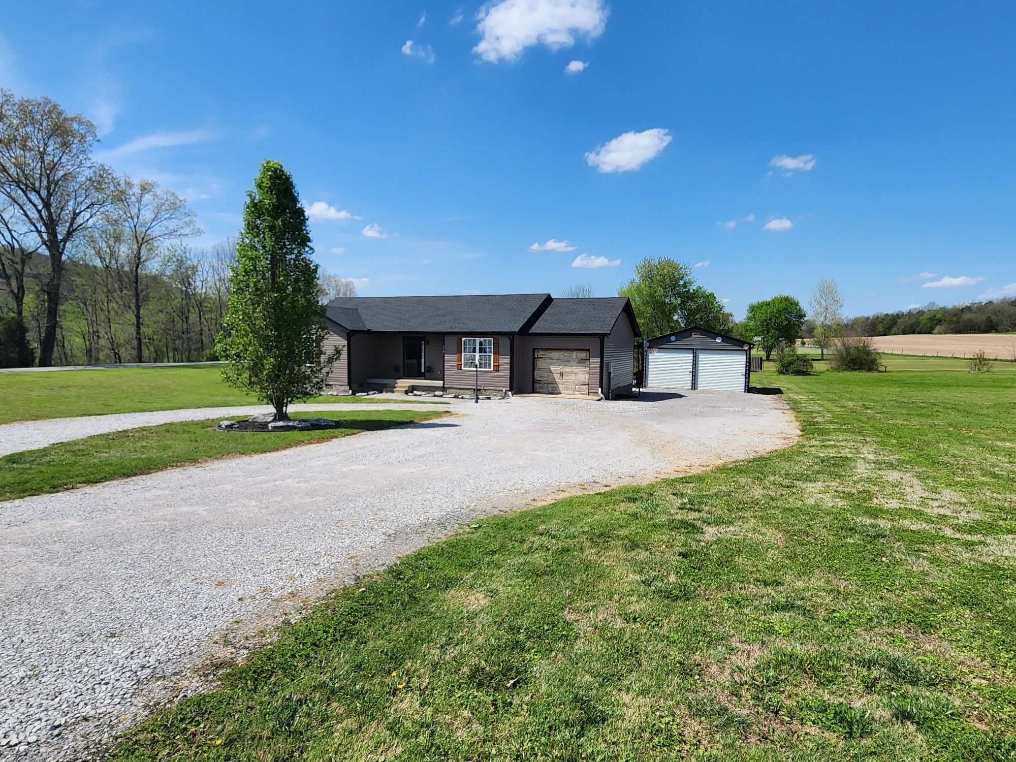 350 Middle Fork Road Hartsville, TN 37074 - Photo 2 of 33 Gallery Image 2