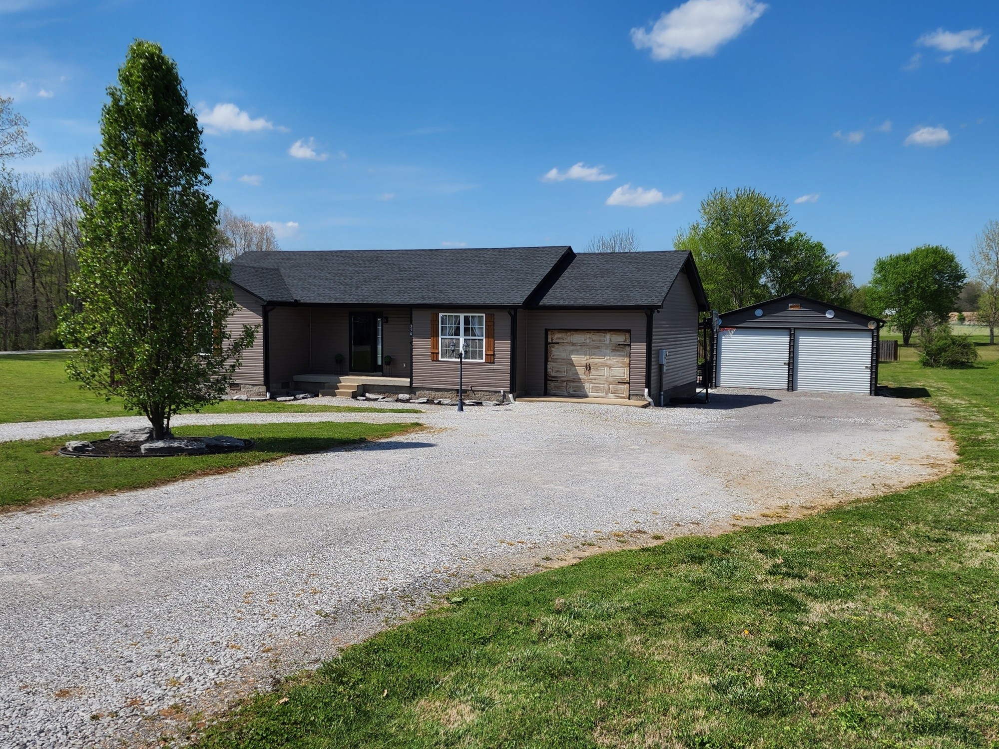 350 Middle Fork Road Hartsville, TN 37074 - Photo 4 of 33 Gallery Image 4