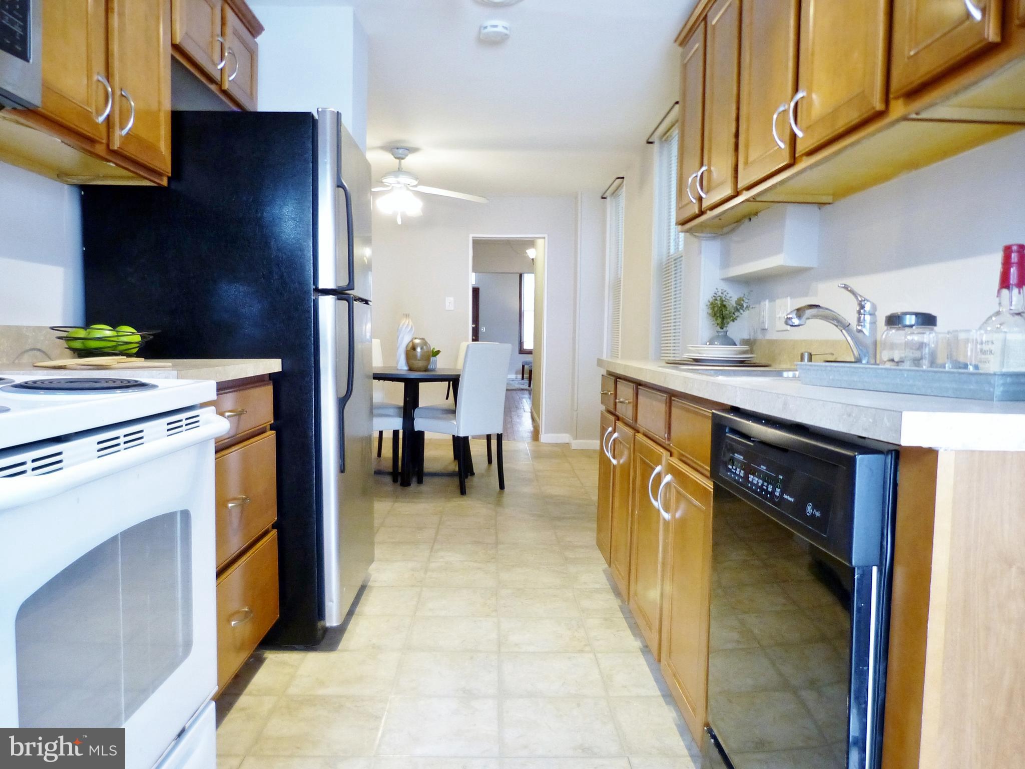 1282 Riverside Avenue Baltimore, MD 21230 - Photo 12 of 38