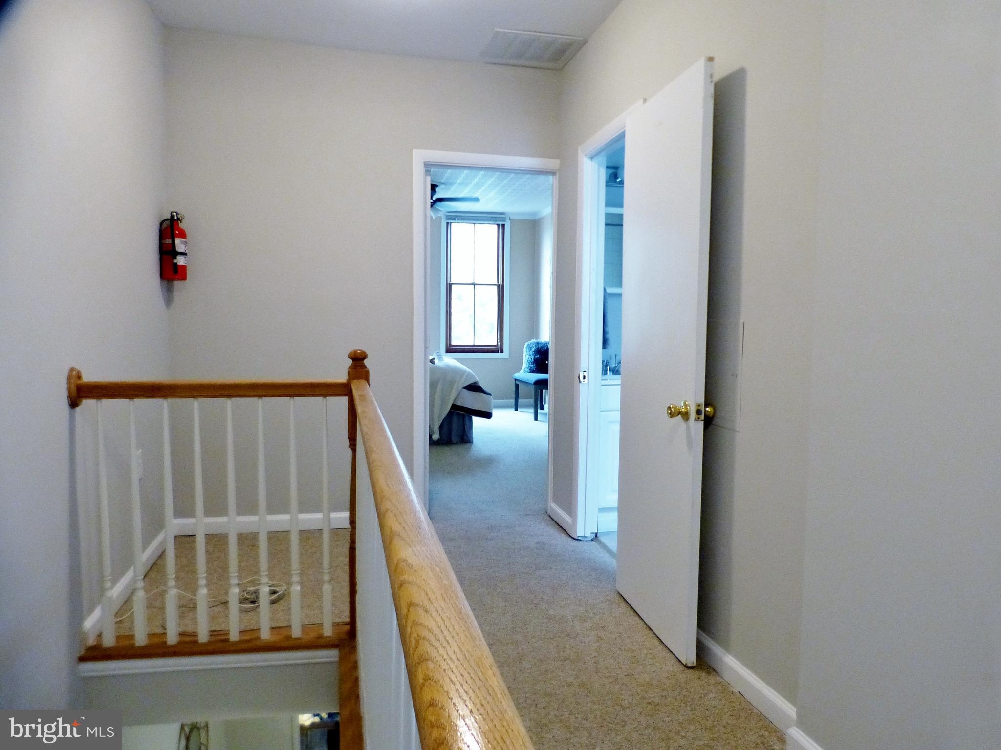 1282 Riverside Avenue Baltimore, MD 21230 - Photo 13 of 38