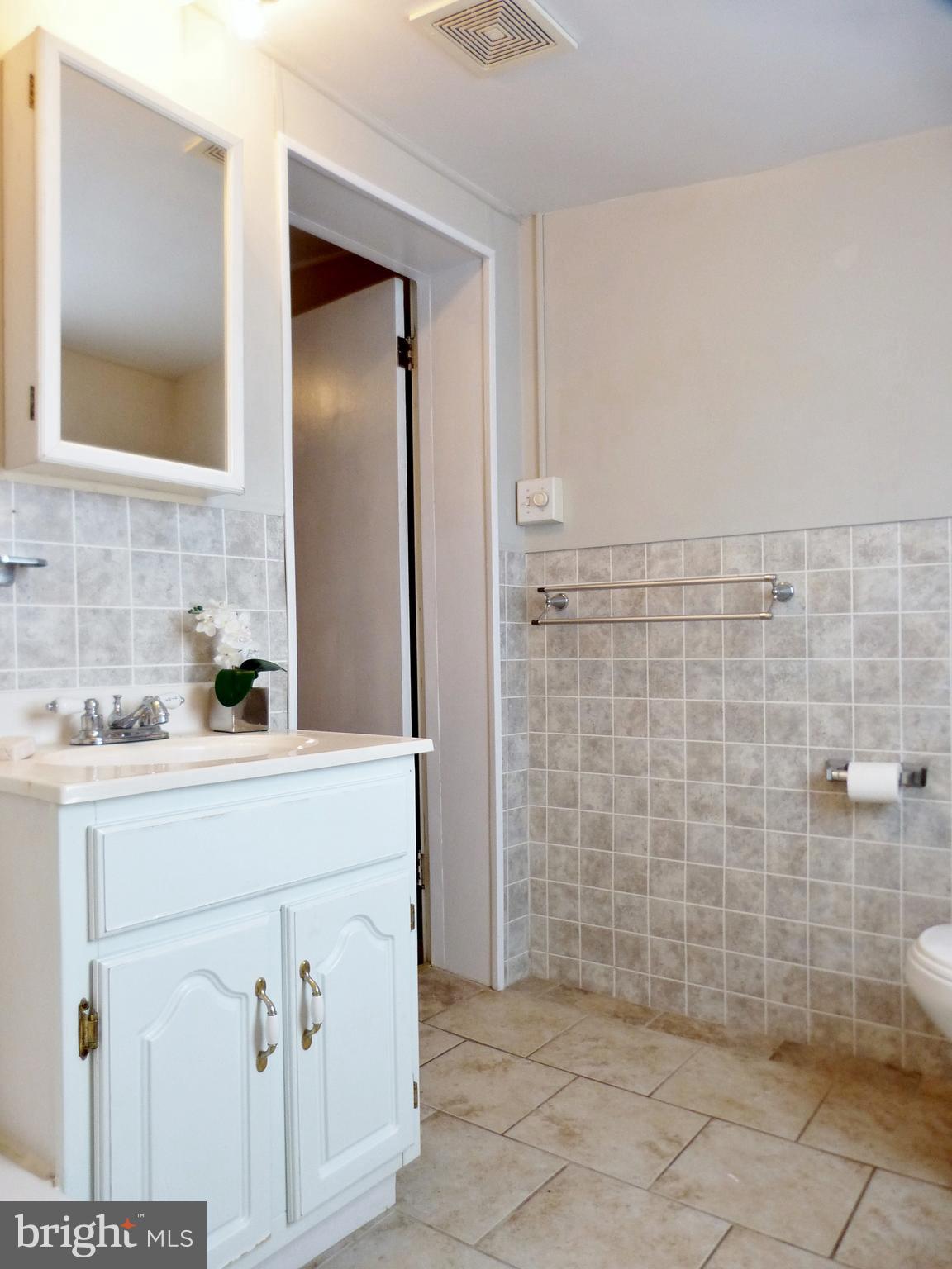 1282 Riverside Avenue Baltimore, MD 21230 - Photo 23 of 38