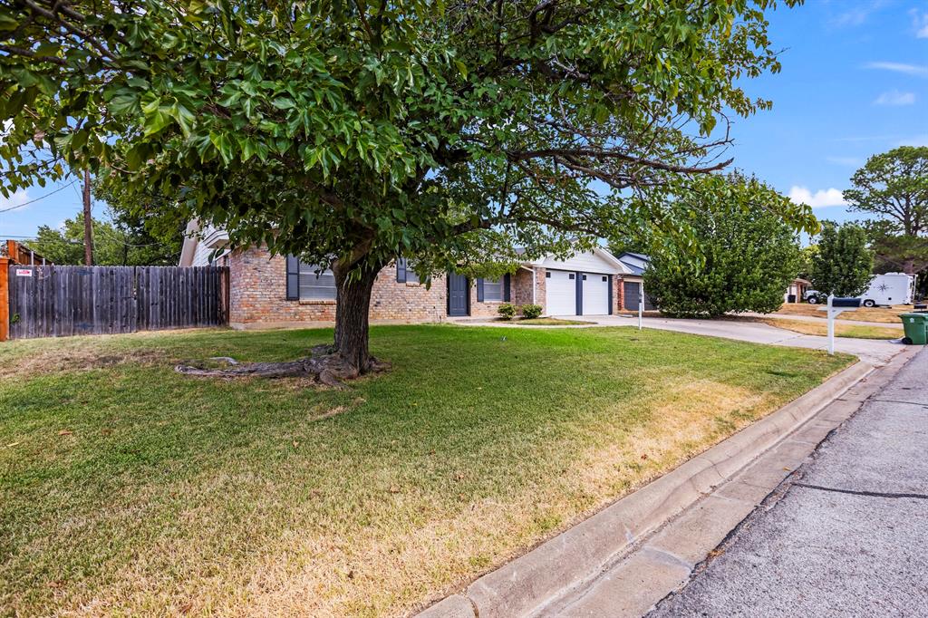 1009 Springdale Road Bedford, TX 76021 - Photo 26 of 26 Gallery Image 26