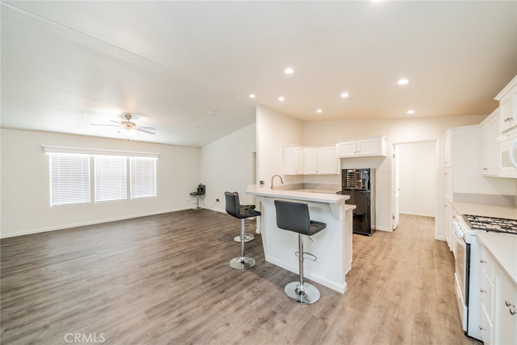 1573 Smoke Tree Road Pinon Hills, CA 92372 - Photo 11 of 39