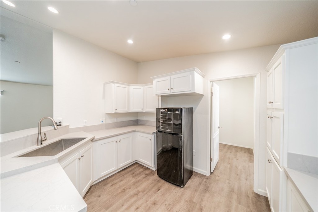 1573 Smoke Tree Road Pinon Hills, CA 92372 - Photo 13 of 39