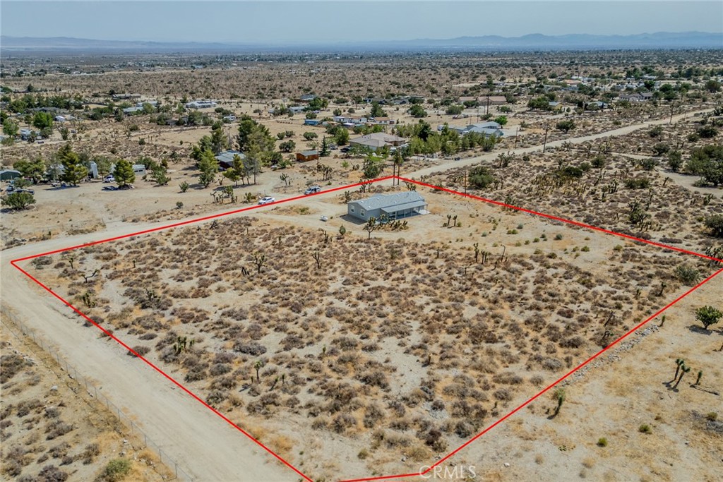 1573 Smoke Tree Road Pinon Hills, CA 92372 - Photo 38 of 39