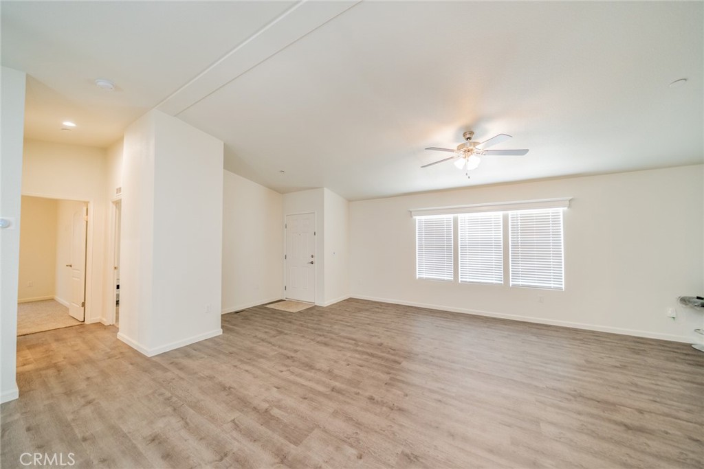 1573 Smoke Tree Road Pinon Hills, CA 92372 - Photo 10 of 39