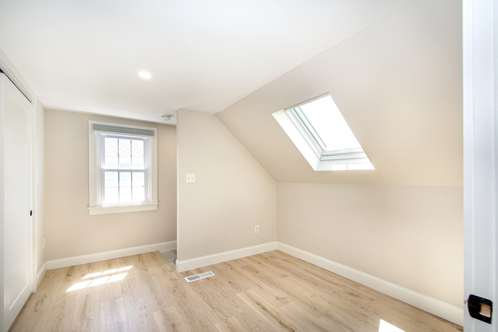 90 Colonial Road Marshfield, MA 02050 - Photo 20 of 35