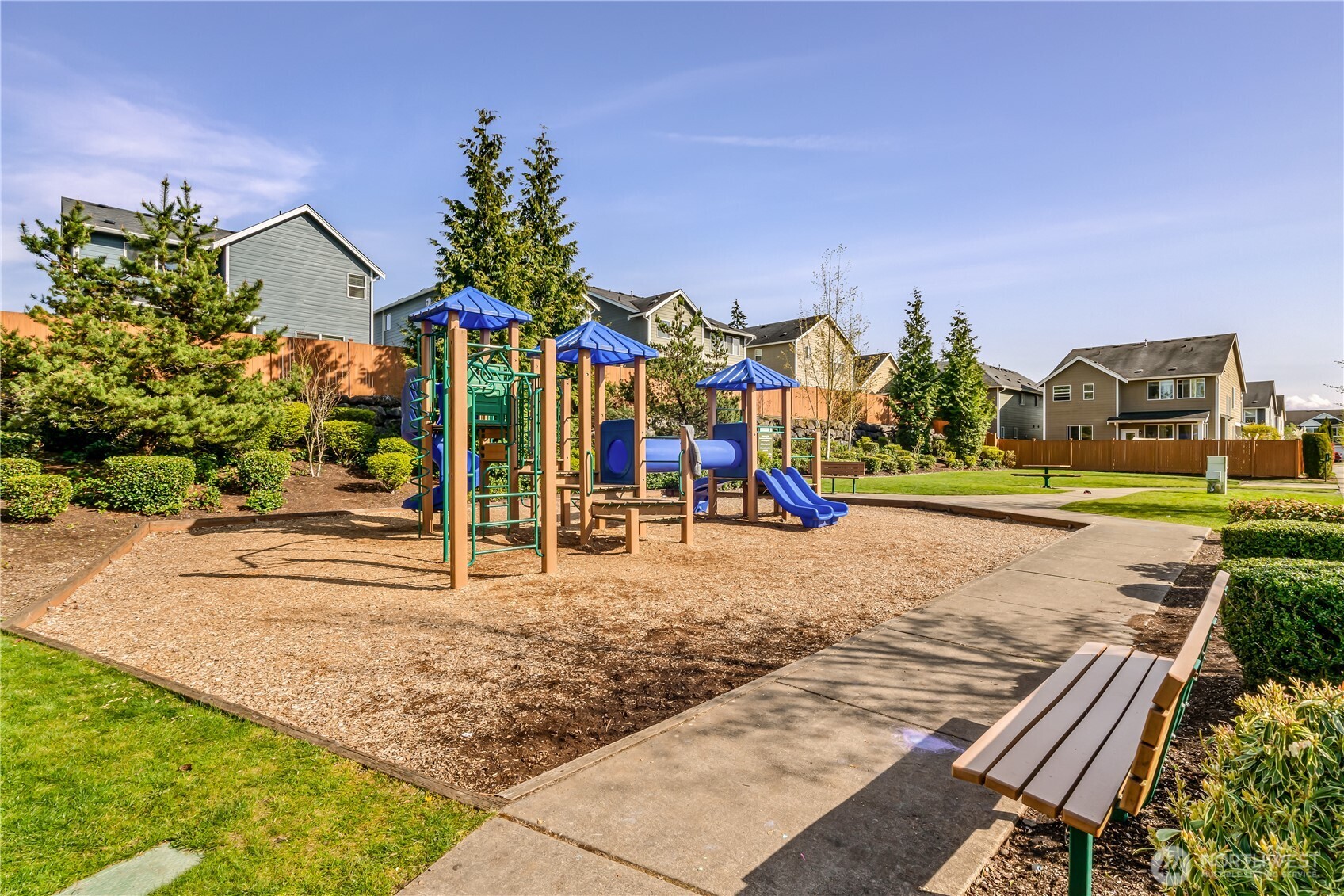 17712 39th Drive Southeast Bothell, WA 98012 - Photo 37 of 40 a view of a volley ball court