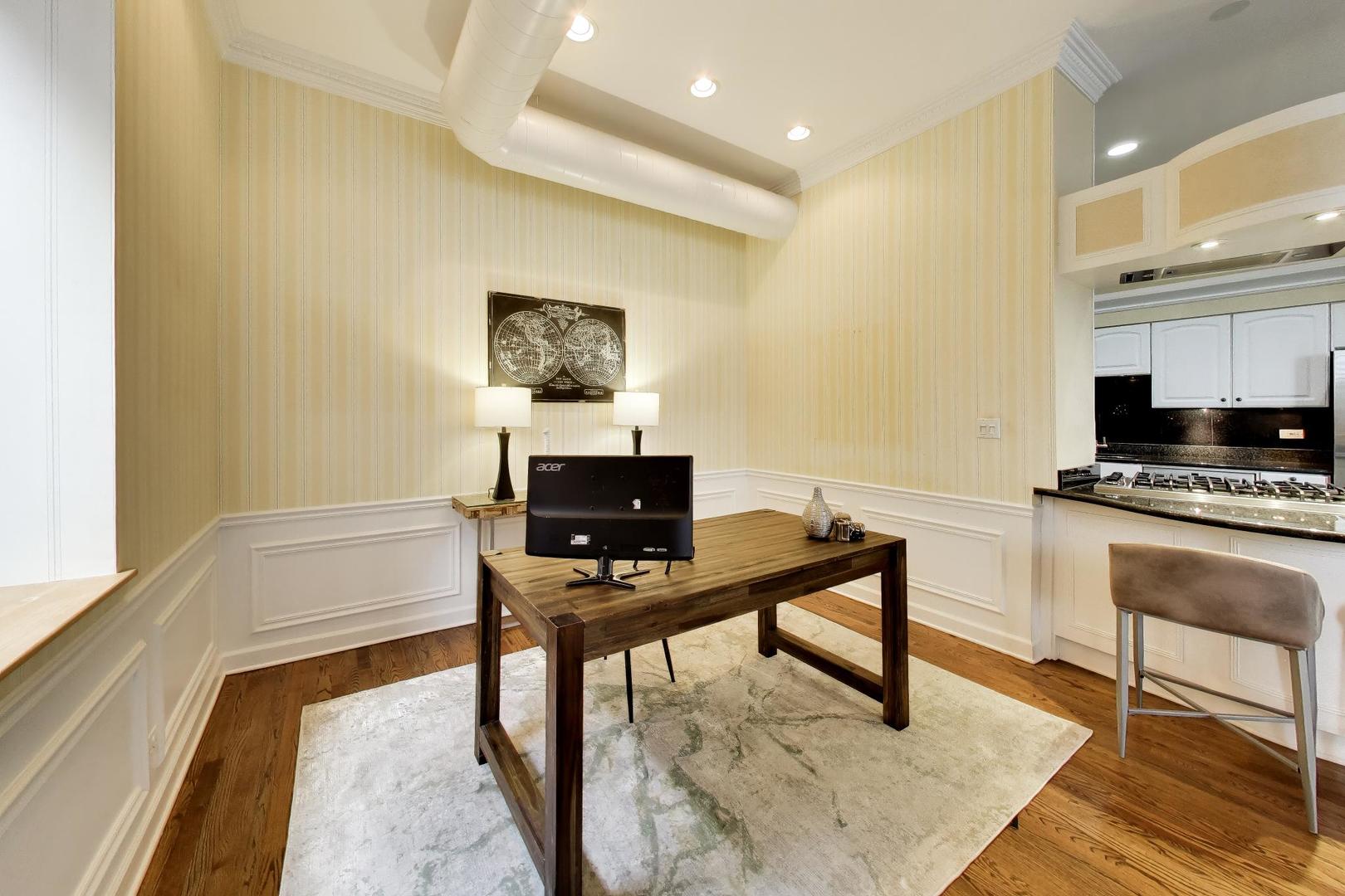 1016 West Madison Street, Unit 4S Chicago, IL 60607 - Photo 15 of 29 Gallery Image 15
