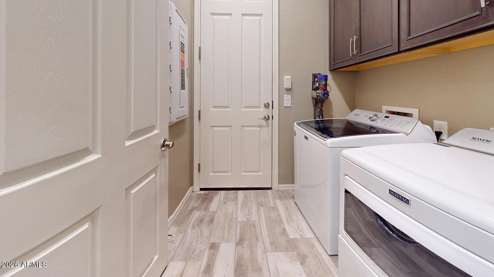 3526 East Spring Wheat Lane Gilbert, AZ 85296 - Photo 43 of 64 3526-E-Spring-Wheat-Ln-Laundry