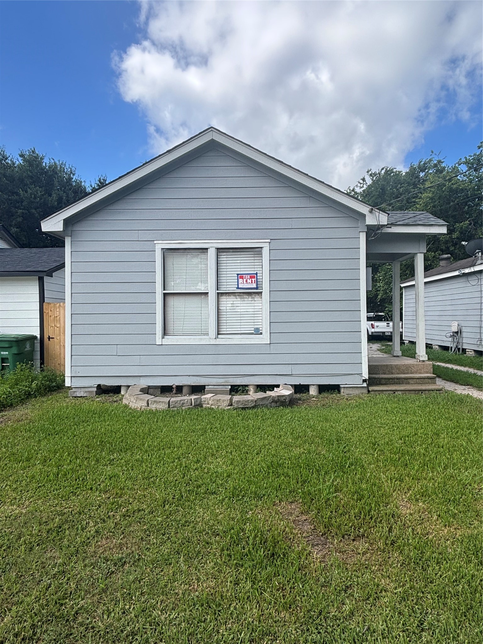 7910 Ford Street Houston, TX 77012 - Photo 2 of 7