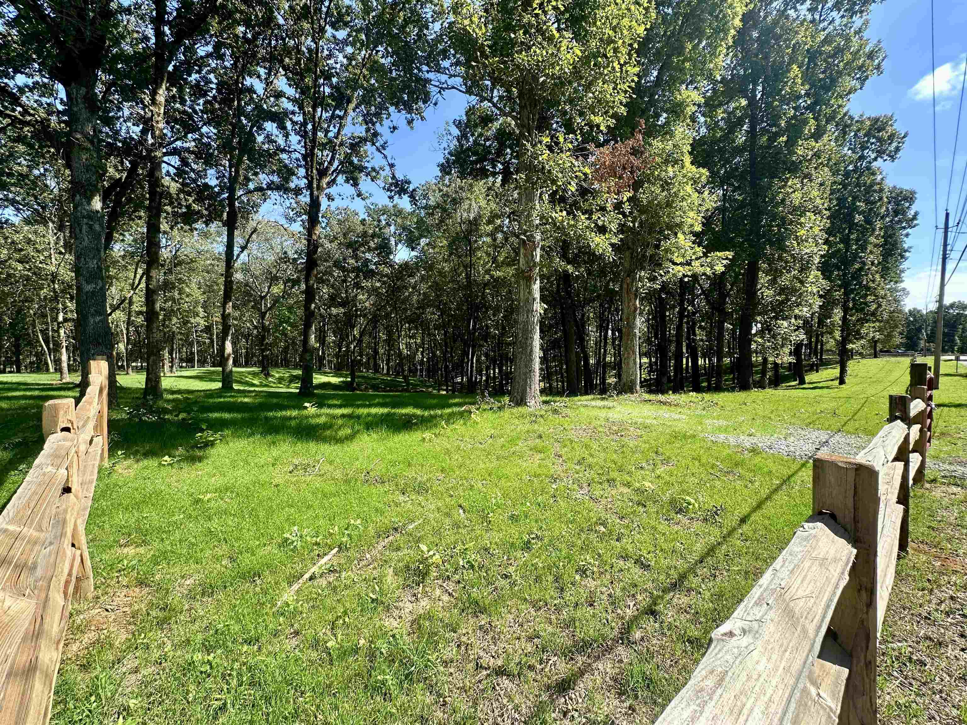 3 Dogwood Road Somerville, TN 38068 - Photo 1 of 8 a view of a park with large trees