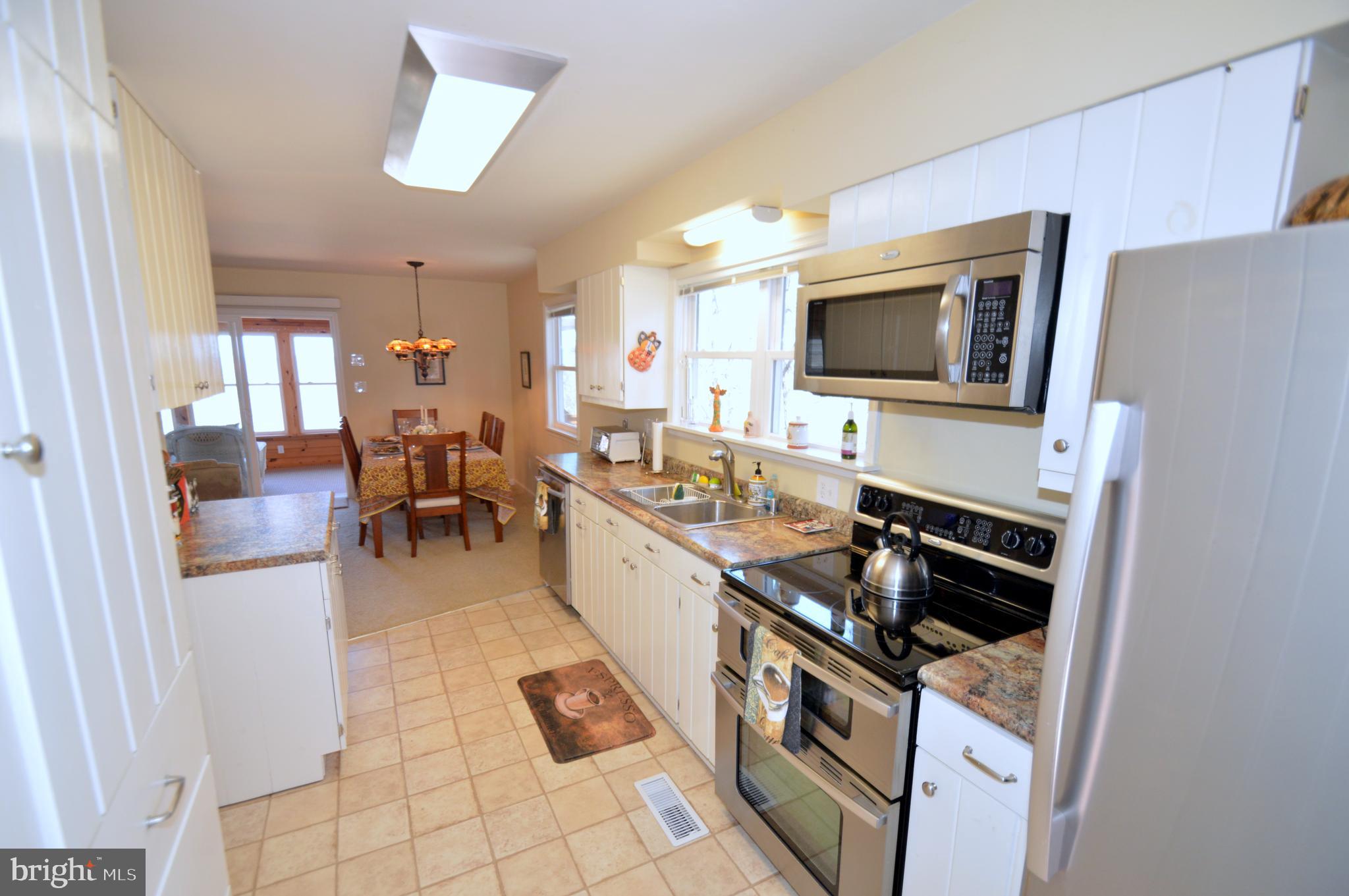 671 Razorback Ridge Road Great Cacapon, WV 25422 - Photo 7 of 35