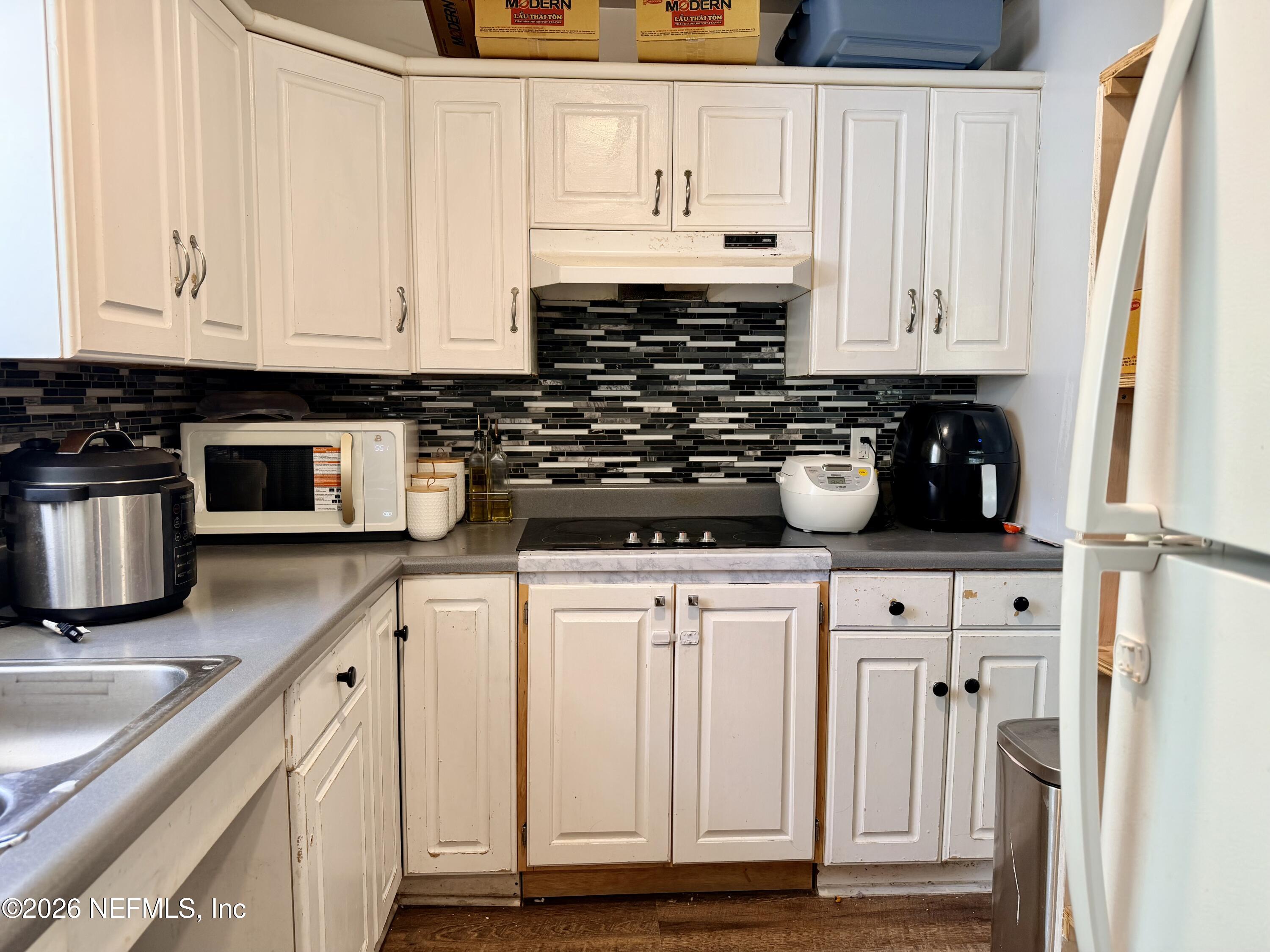 1832 Gabin Road Jacksonville, FL 32221 - Photo 5 of 12 IMG_0866