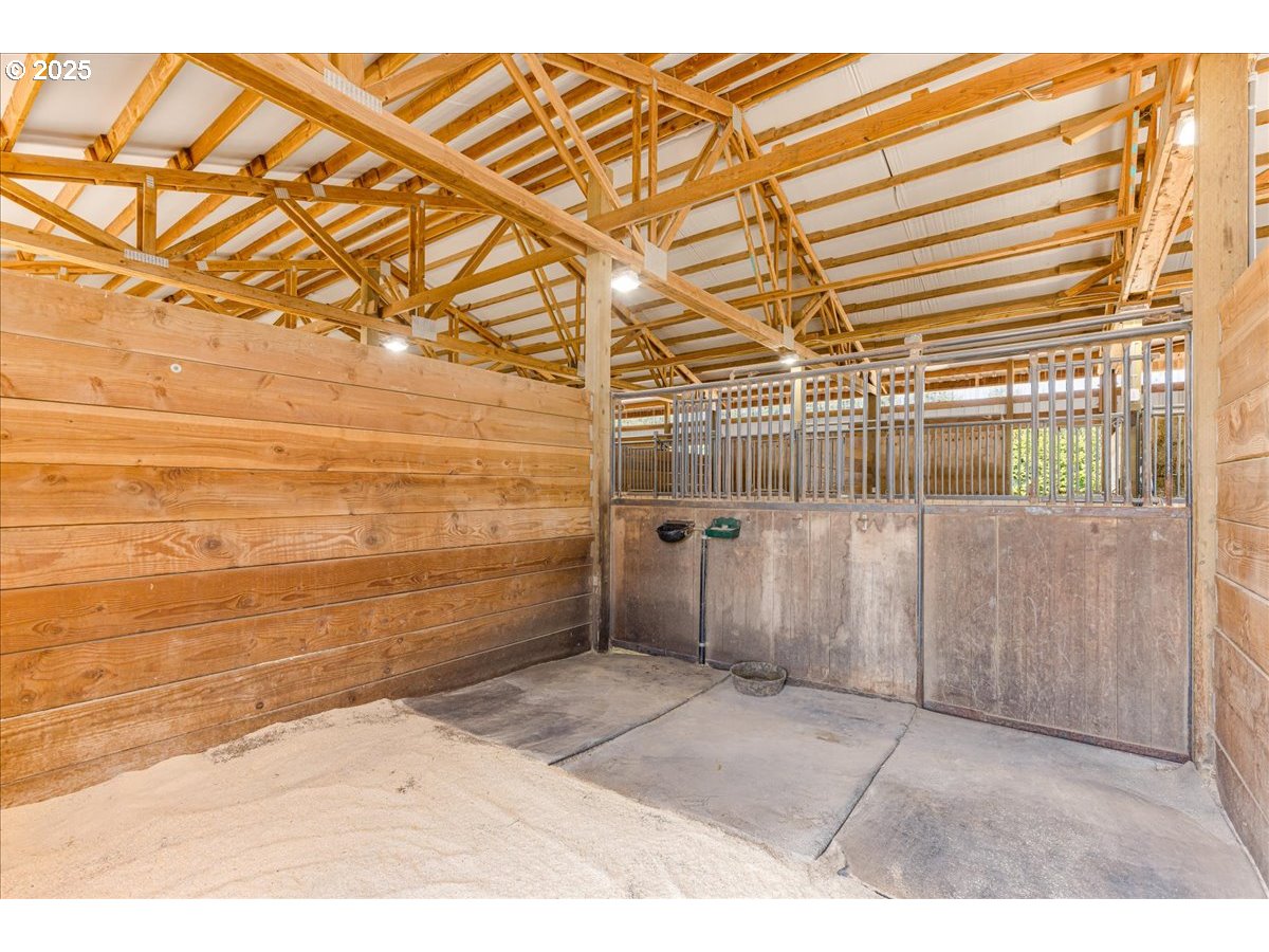 16218 Northwest Mason Hill Road North Plains, OR 97133 - Photo 13 of 38