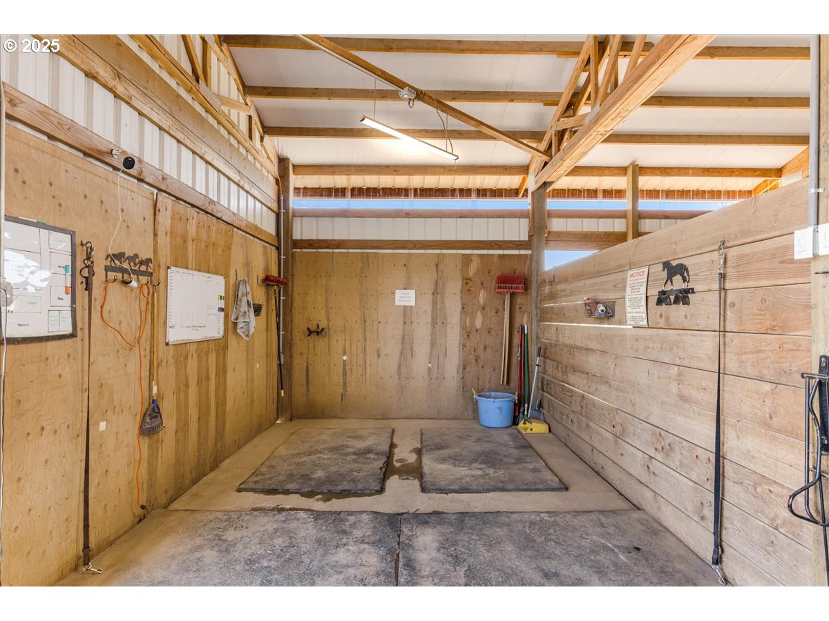 16218 Northwest Mason Hill Road North Plains, OR 97133 - Photo 35 of 38