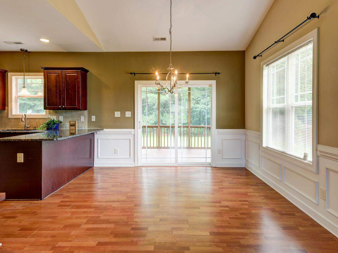 2195 Matthews Road Clayton, NC 27520 - Photo 7 of 30 Breakfast Area