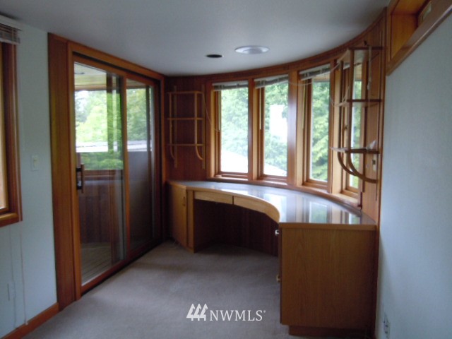 9618 Windy Ridge Lane Bow, WA 98232 - Photo 4 of 15 Gallery Image 4