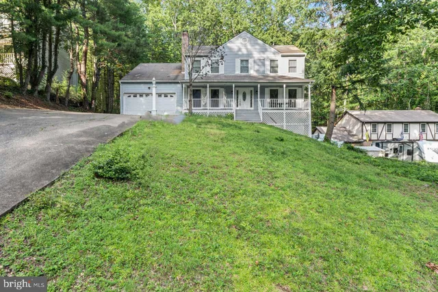 a house view with a garden space